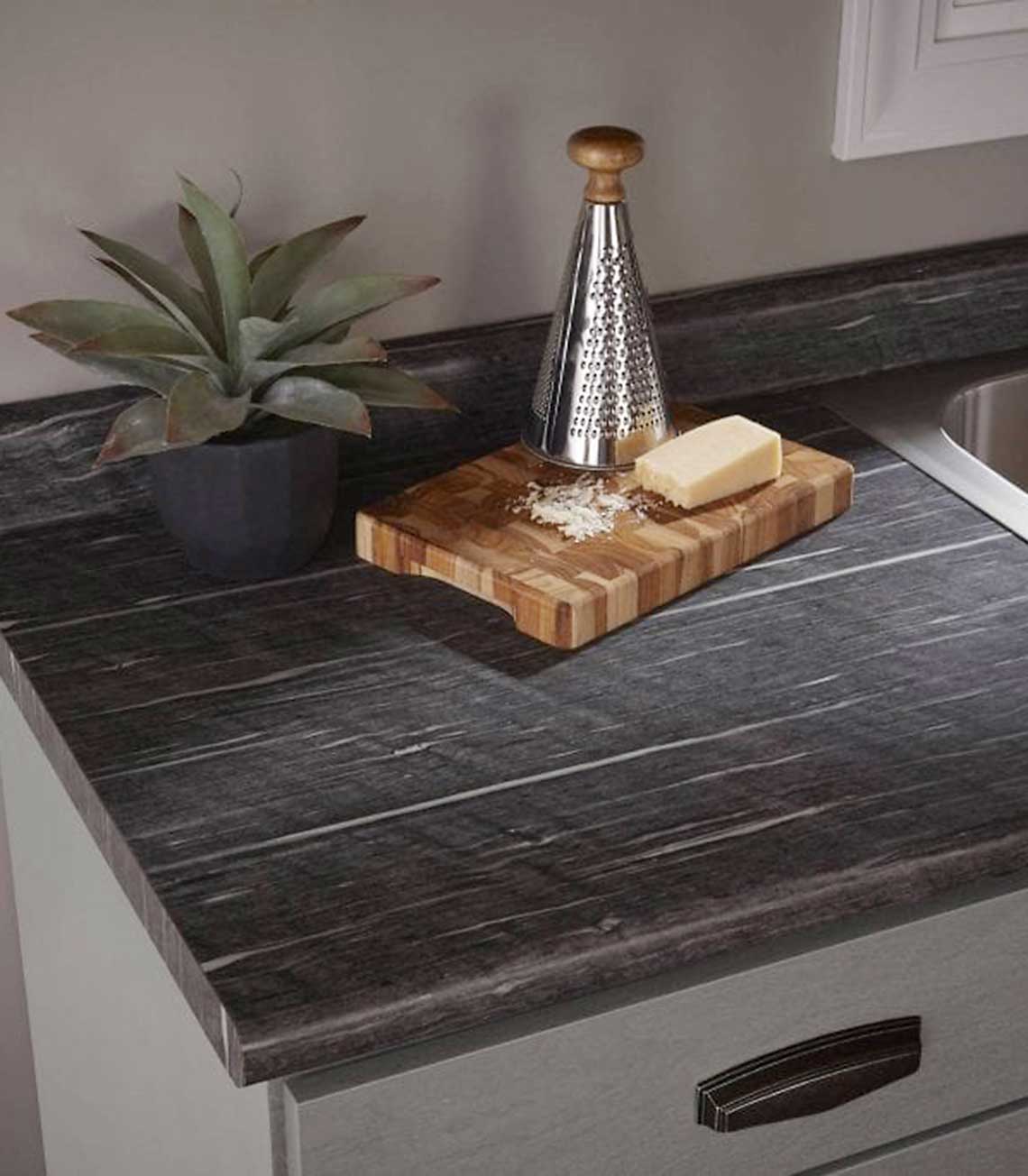 NevomarLangston_SteppingStone_V3_Worker-1-1140×1304